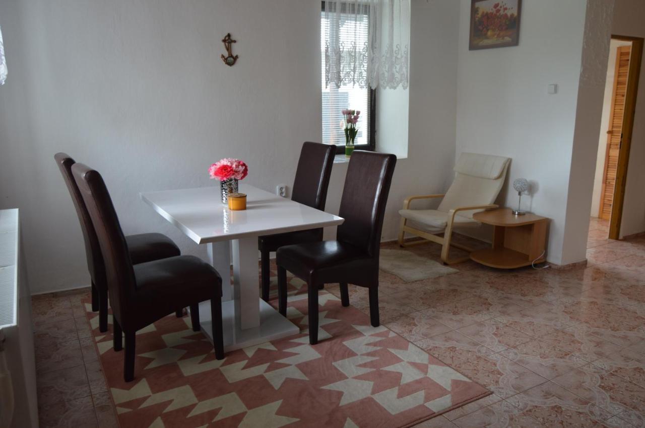 Bohemica Apartman 1 Kouřim Exterior foto