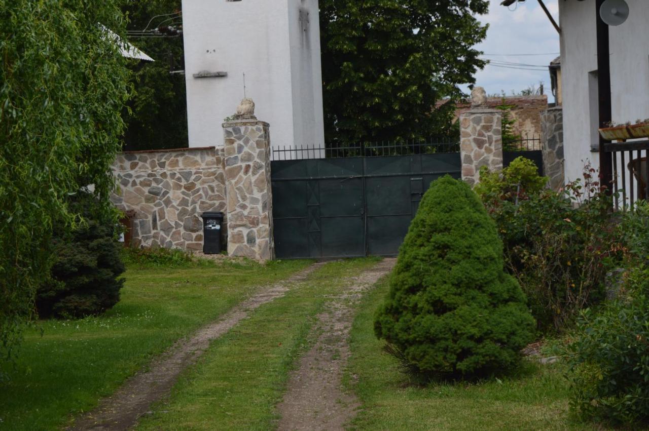 Bohemica Apartman 1 Kouřim Exterior foto